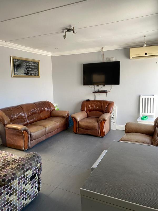 3 Bedroom Property for Sale in Portlands Western Cape